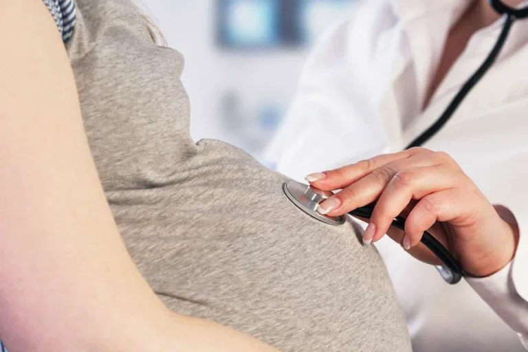 Kenapa Wanita Berusia 40 Tahun Ke Atas Tak Digalakkan Mengandung (Tapi Masih Boleh!)